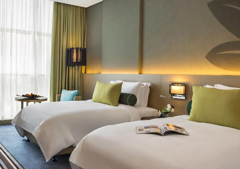Отель Downtown Rotana Манама Экстерьер фото Deluxe Room