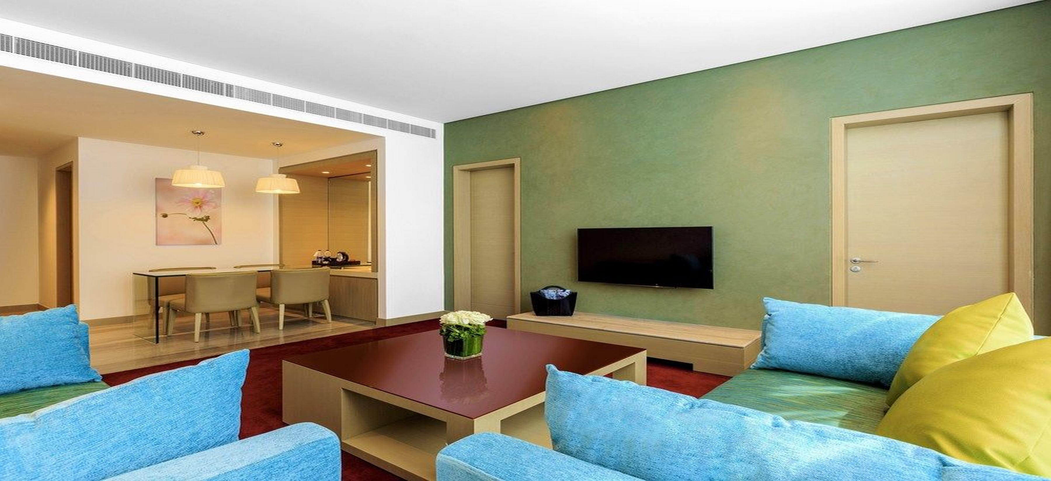 Отель Downtown Rotana Манама Экстерьер фото Living room