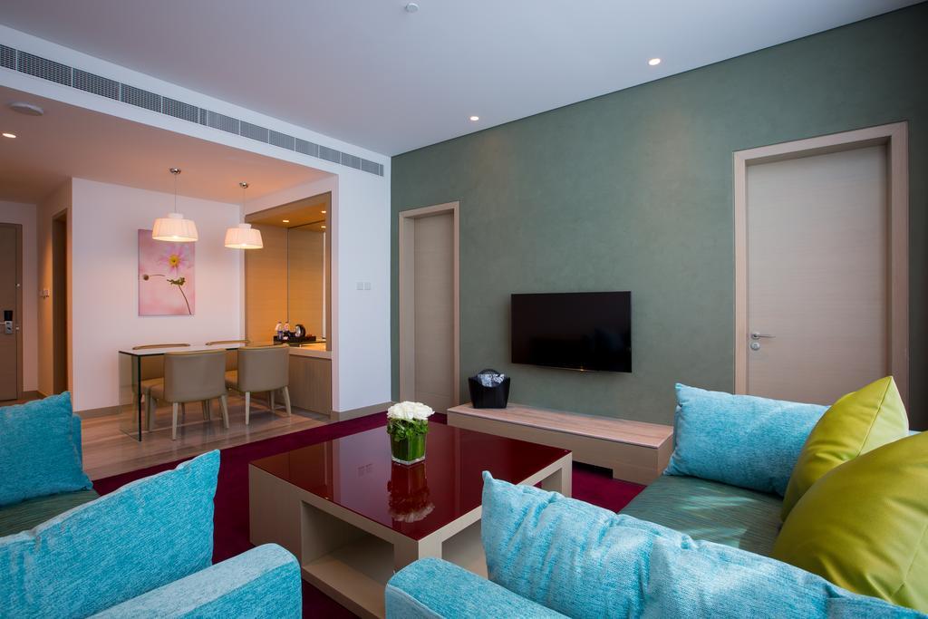 Отель Downtown Rotana Манама Экстерьер фото Living room