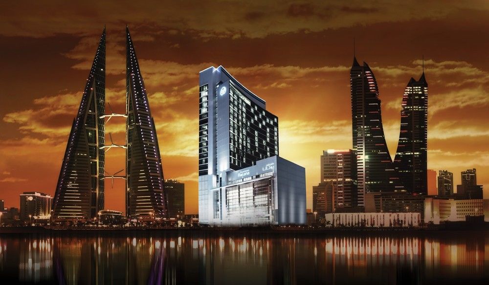 Отель Downtown Rotana Манама Экстерьер фото The Four Seasons Hotel, Manama